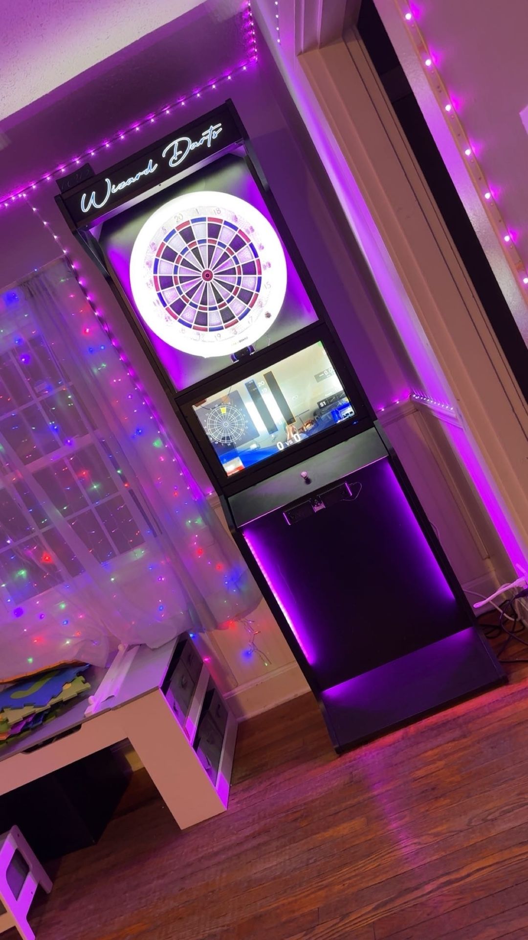 Dart cabinet