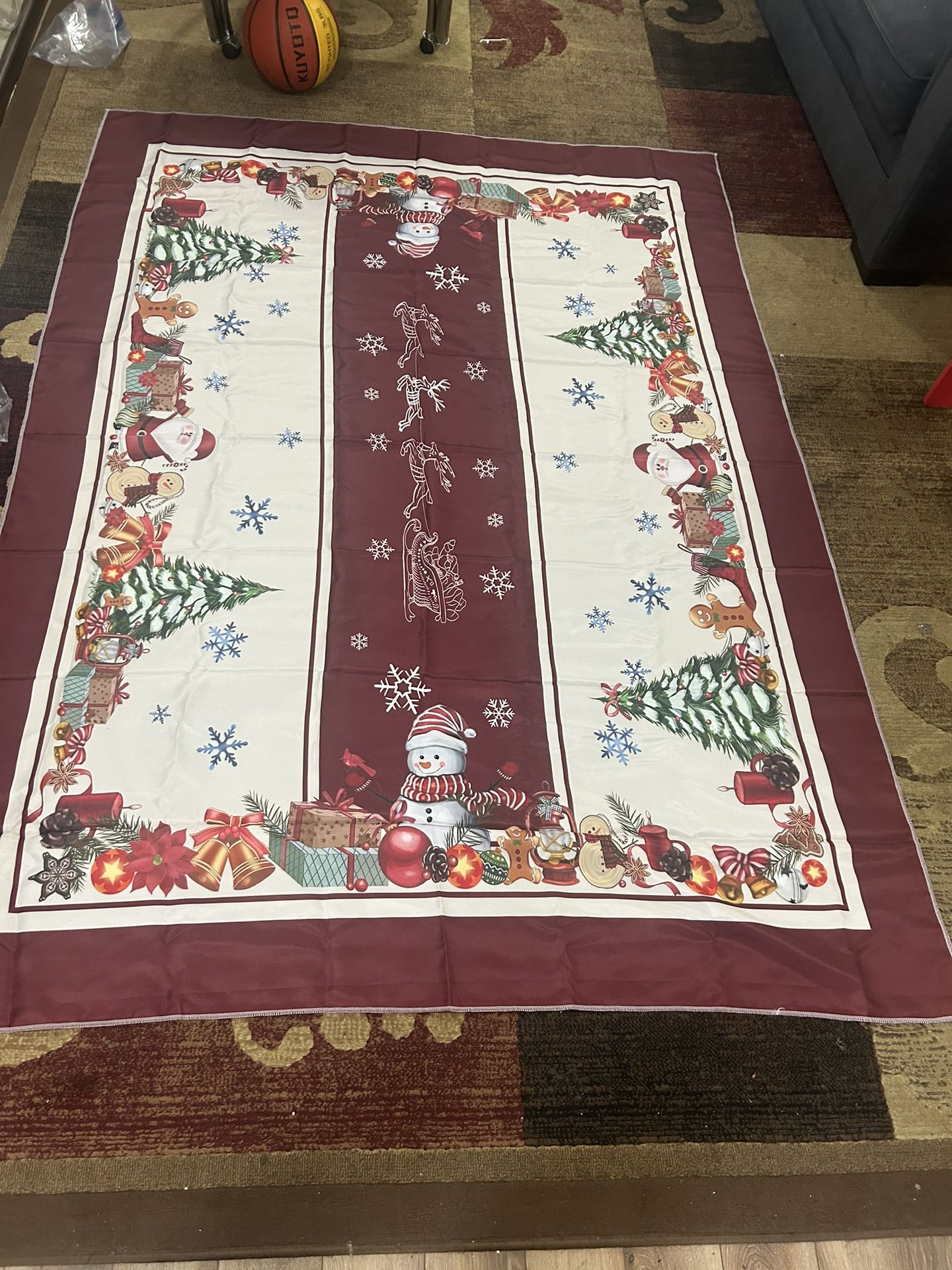Christmas Table Cloth Can Feet Round Or Rectangle Tables