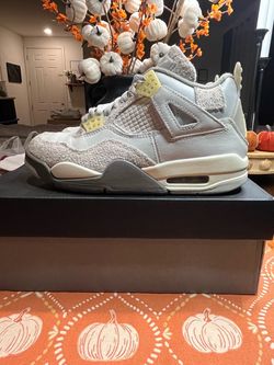 Air Jordan 4 Retro Sneakers
