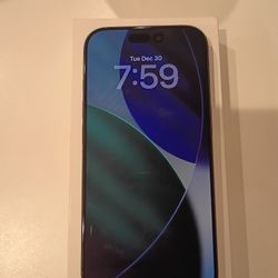 Brand New Apple iPhone 17 256gb  For AT&T With Box