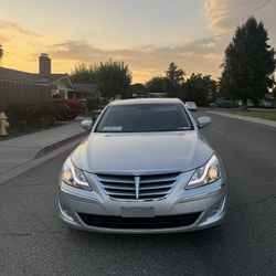 2012 Hyundai Genesis