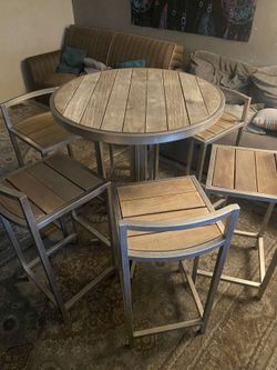 Backyard table Set