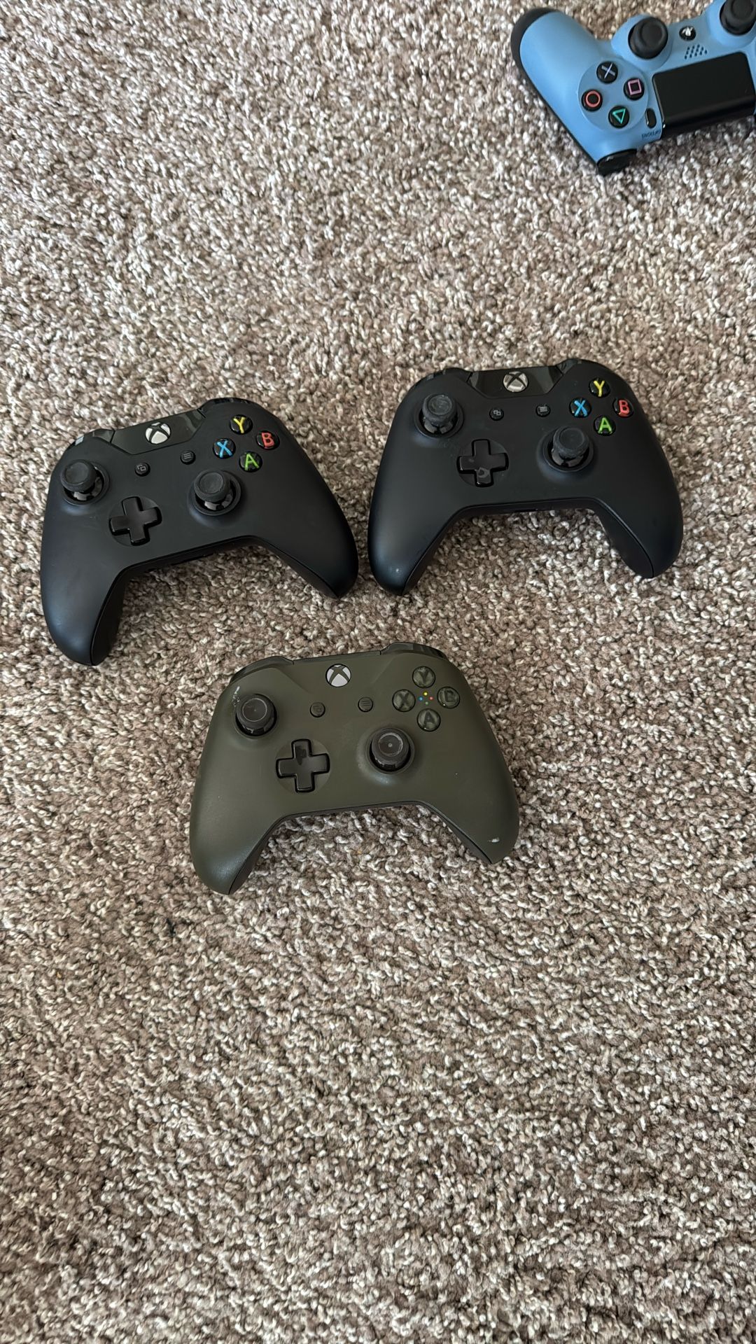 Xbox One Controllers