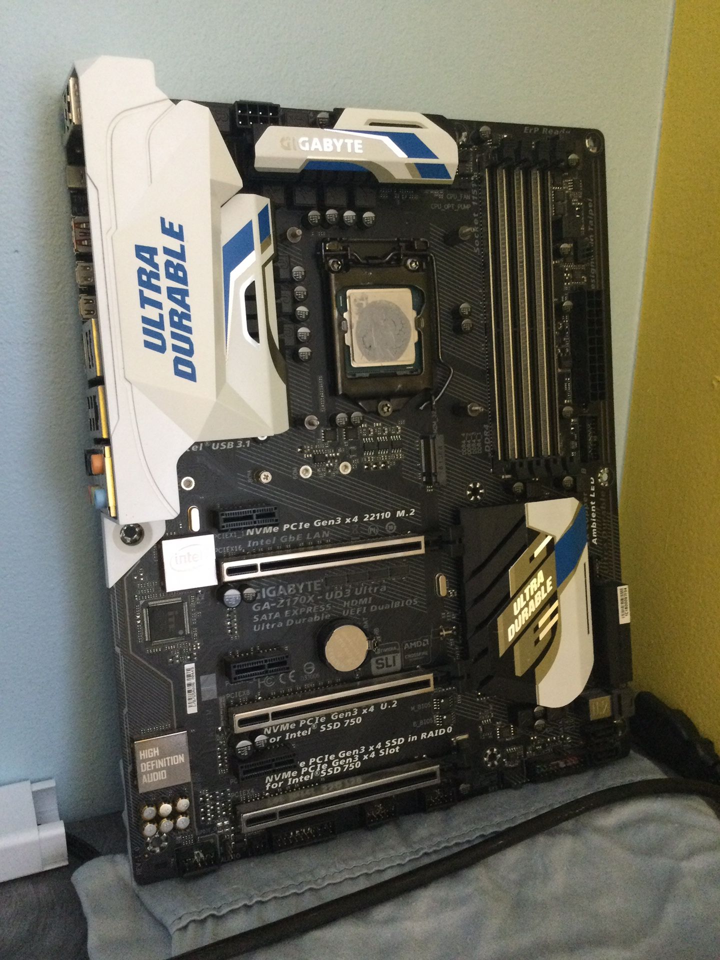 GIGABYTE GA-Z170X-UD3 Ultra