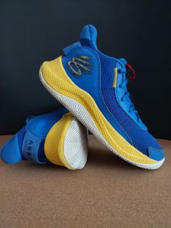 Under Armour Curry 3Z7 Youth Basketball Shoes – Size 6Y