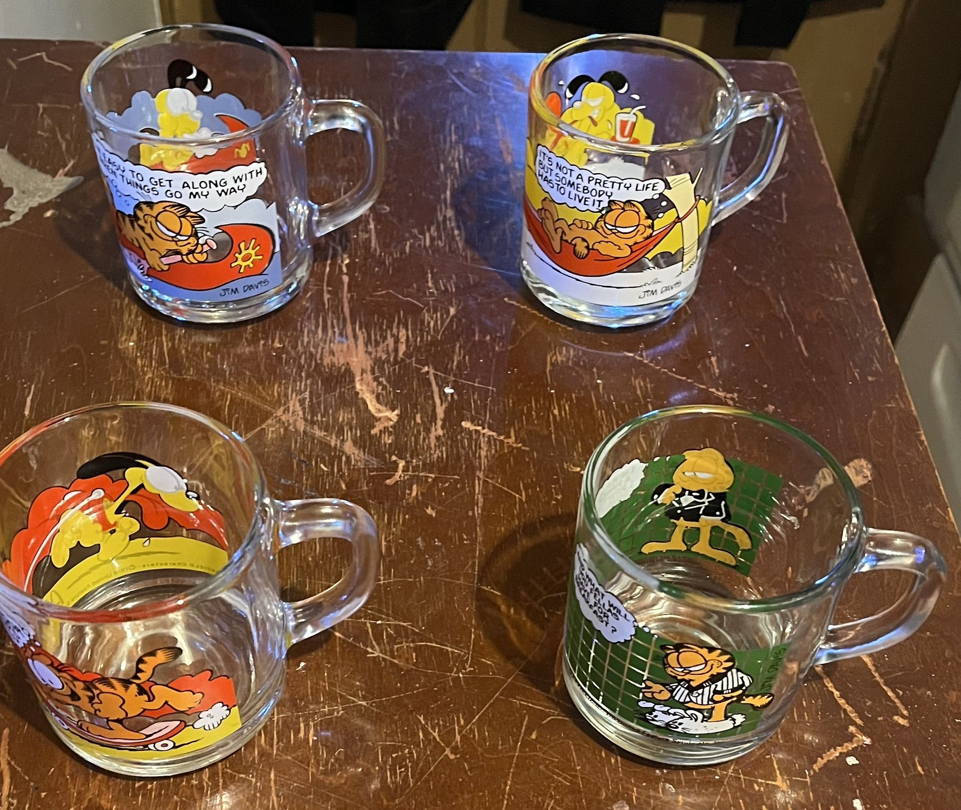 Vintage 1978 McDonald’s Glass Garfield Coffee Mugs.