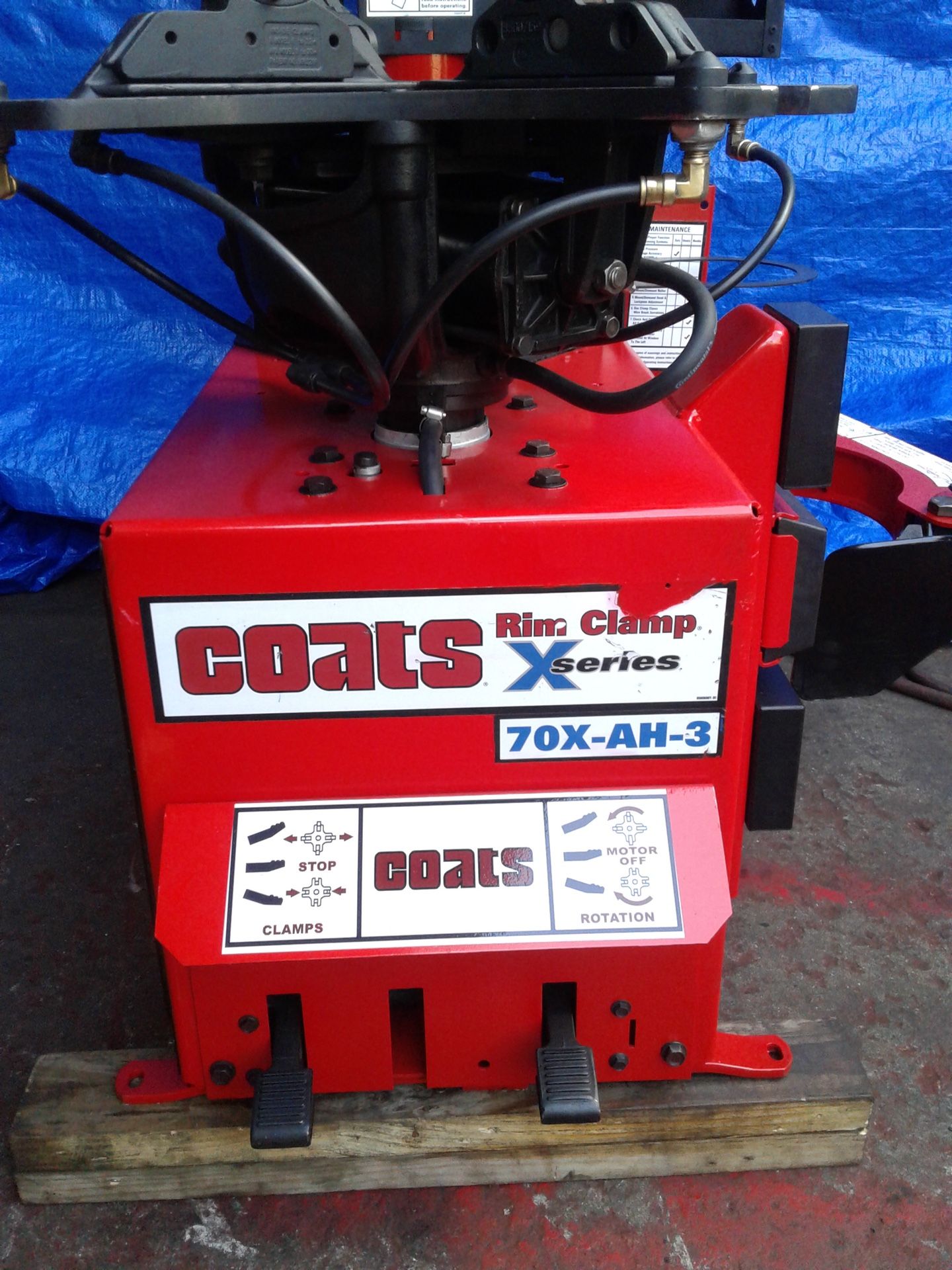 Tire Changer Coats 70X AH3 reconditioned for Sale in Miami, FL OfferUp