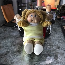  Vintage Cabbage Patch Doll  All Original  1985