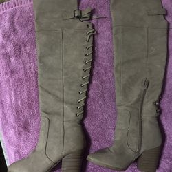 Woman Long Dressed High Boots 👢 Size 6 