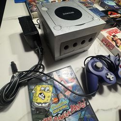 Nintendo GameCube Bundle – Silver Console + OEM Controller + SpongeBob Game