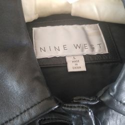 Leather jacket size large. Women's