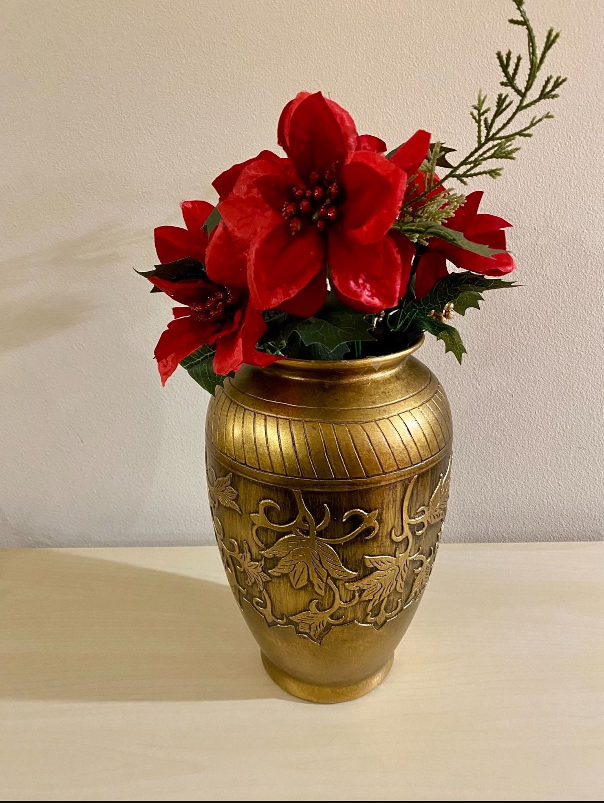 Gold Tone Pottery Vase And Flower Decor