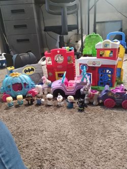 Little People Lot - 18pcs $40 OBO