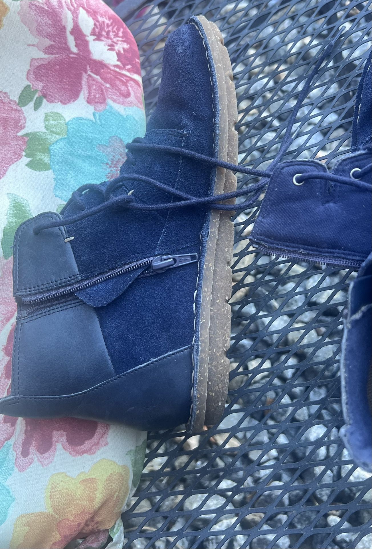 Clark’s Collection Tamitha Key Navy Suede/ Leather Lace