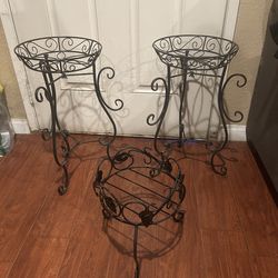 Set a three plant racks