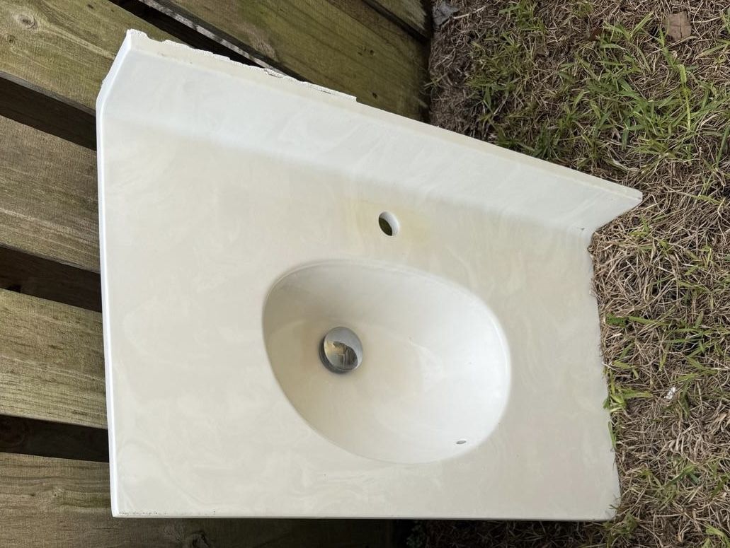 (2) 31” x 18.5” Single Bowl Vanity Top with Overflow