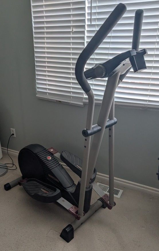Free Elliptical Cross Trainer