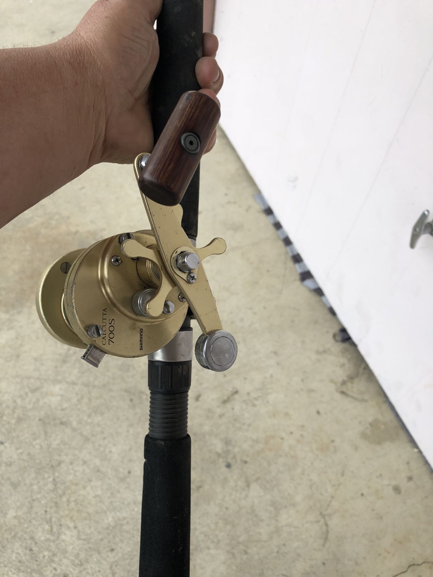 Fishing rod reel combo shimano Calcutta 700s & calstar 20-50 $100 right now