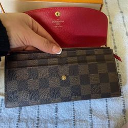 LV WALLET
