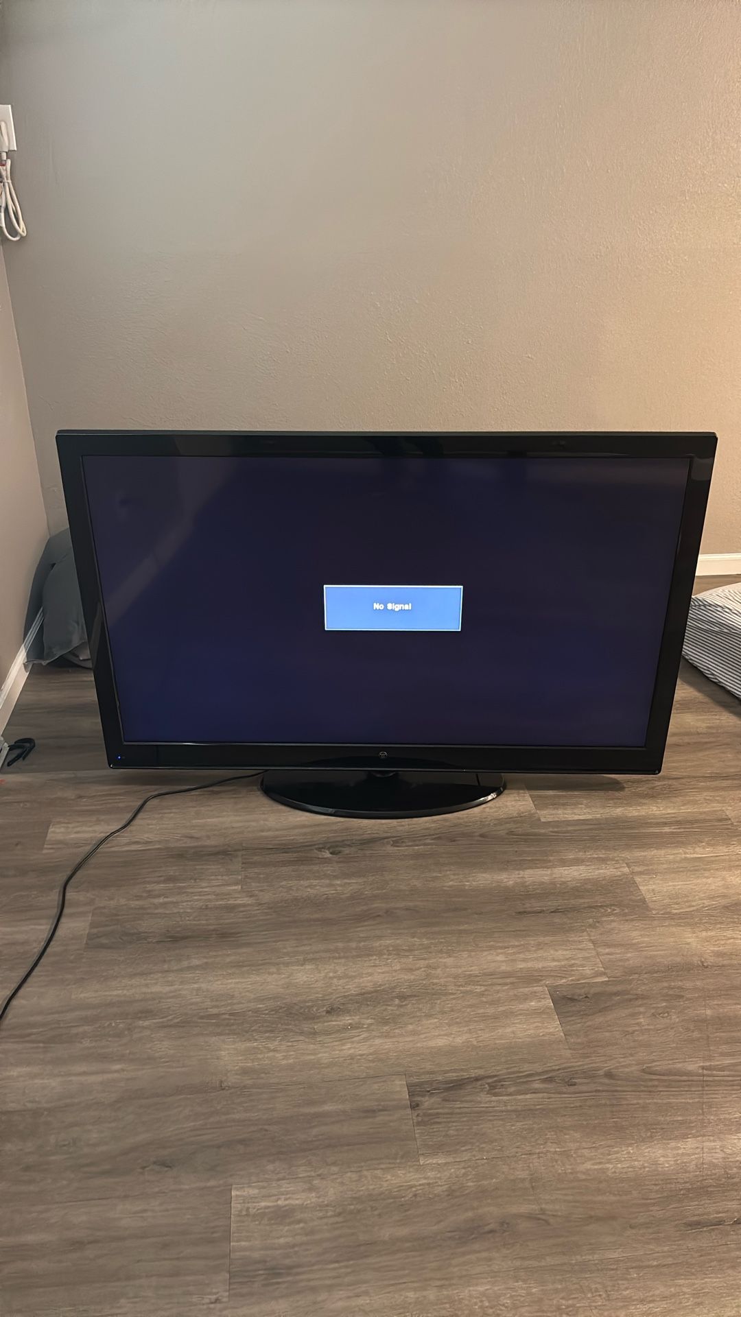 Flatscreen TV