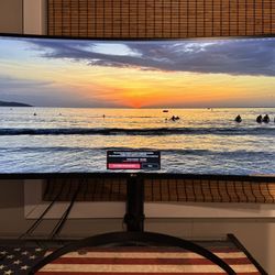 LG 34” UltraWide Curved Monitor - 3440x1440, USB-c, 160Hz