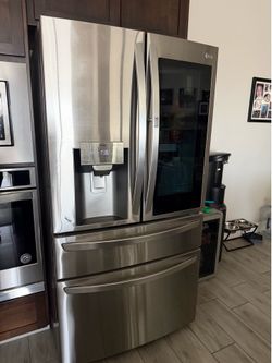 LG refrigerator