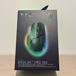 Razer Basilisk v3 Pro 35K Phantom Green Edition