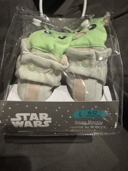 Star Wars ROBEEZ Baby Yoda NEW !