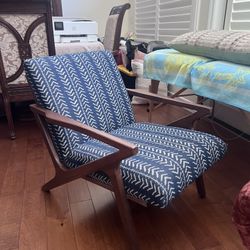 Living Spaces Accent Chair 