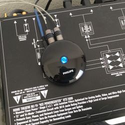 Philips AEA2000/37 Bluetooth Hi-Fi Adapter/Receiver