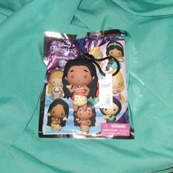 Disney Moana Holding Food Figural Collectable New Keyring 