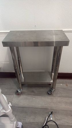 Metal medical cart