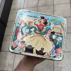 Vintage Walt Disney Lunch Box