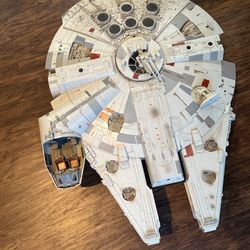 Hasbro 2008 Legacy Collection Millennium Falcon