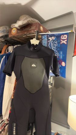 Wet suit large