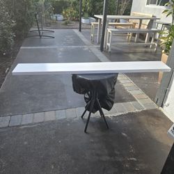 2 FLOATING WALL SHELVES