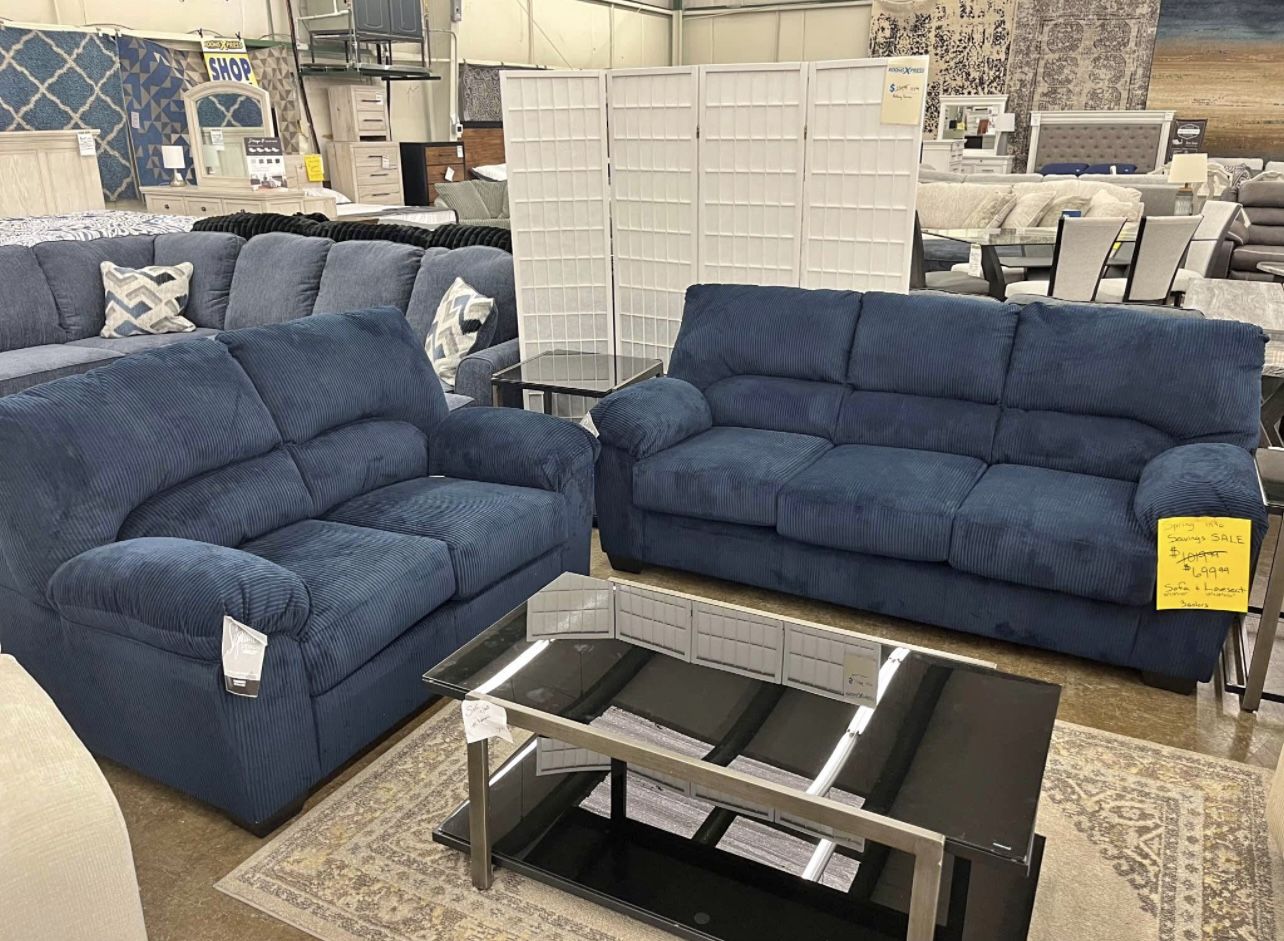 π¨ LIMITED TIME ONLY DEAL! π¨ ASHLEY CORDUROY SOFA & LOVESEAT SET β PAY JUST $39 DOWN