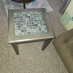 Small table like new condition