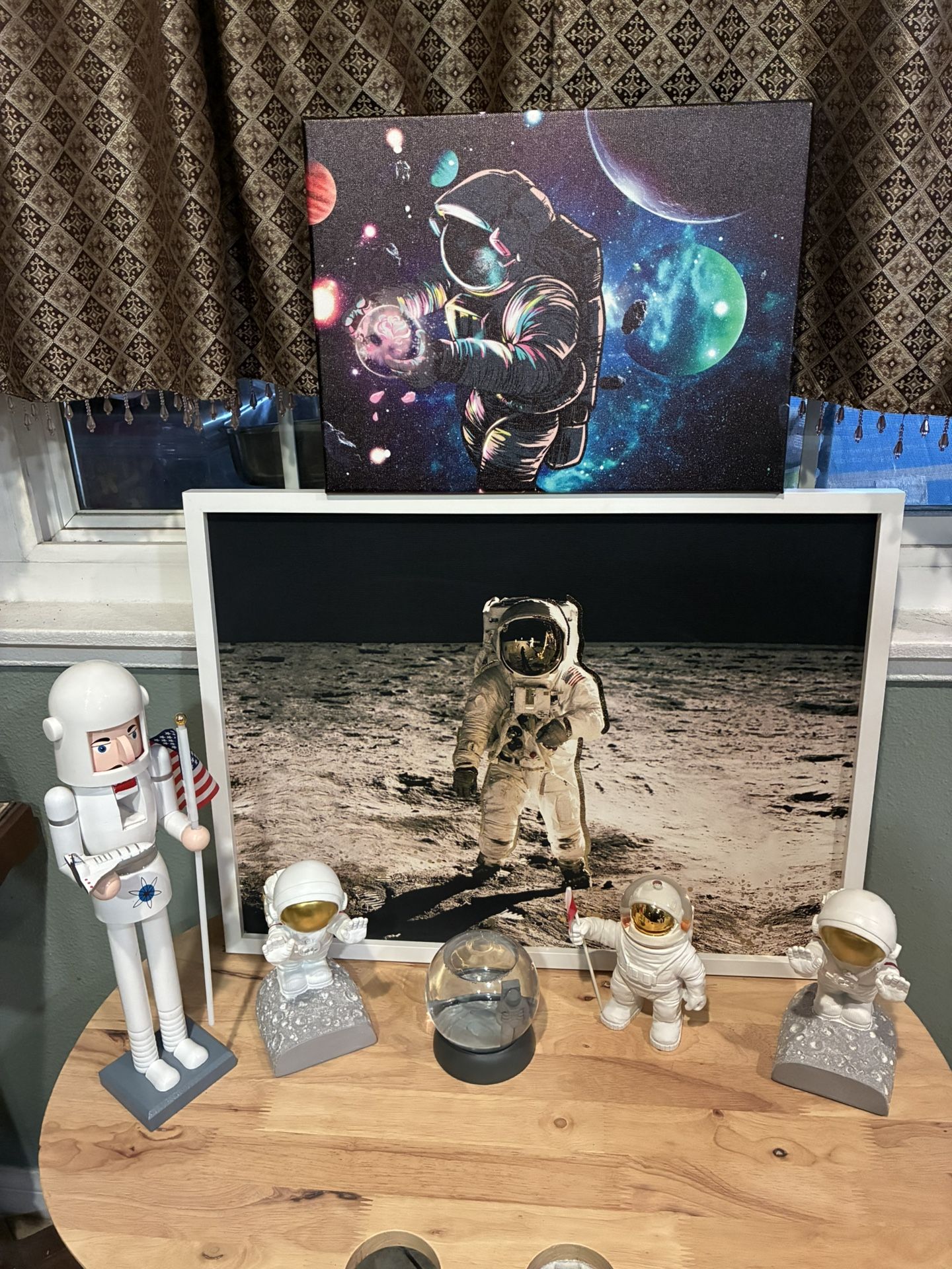 Space Room Decorations
