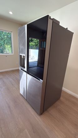 LG InstaView French Door Refrigerator