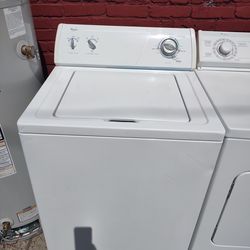 Whirlpool washing machine working great condition