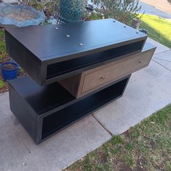 Modern Entry Table 