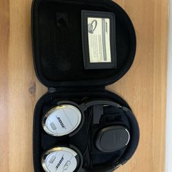 BOSE QuietComfort 3 Acoustic Noise Cancelling Headphones