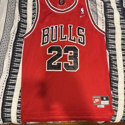 Michael Jordan Bull Jersey Size Small