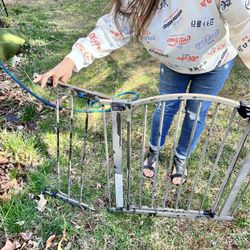 Pet Gate Good Condition 