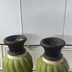 2 Ceramic planters