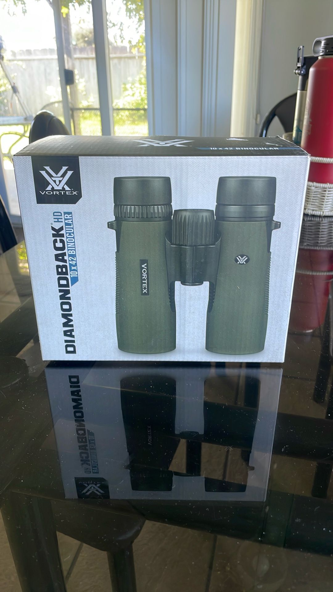 VORTEX 10x42  HD  BINOCULAR