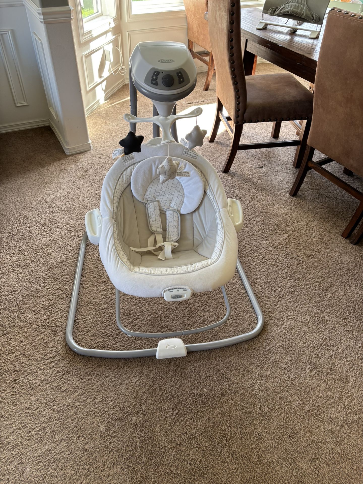 Graco Baby Swing/ Bouncer Combo