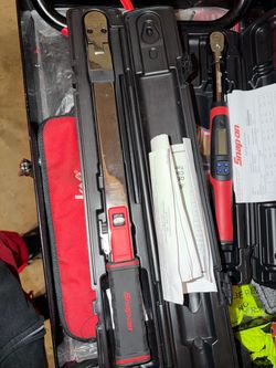 Brand New 1/2 drive,  Flex Head Snap on Torque Wrench. Click style