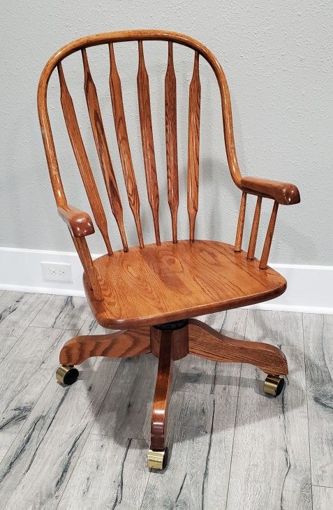 Vintage Wooden  Chair.